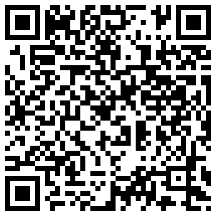 清纯小仙女一路户外回家暴露内心的阴暗面，没想到这么骚换上黑丝带上口球奶头戴上乳夹，玩弄大黑牛高潮抽搐的二维码