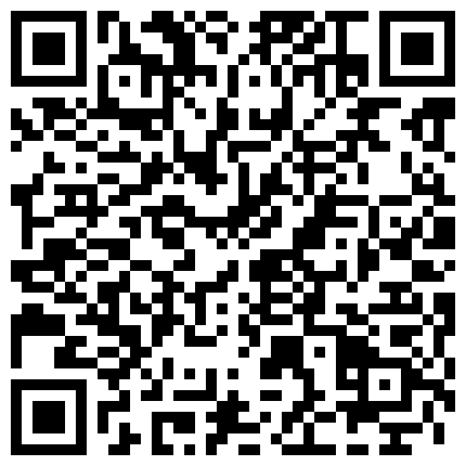 898893.xyz 极品萝莉小妹跟两个小哥哥激情3P，在床上让两小哥轮着玩，揉奶玩逼骚穴特写，压在身下爆草抽插后入干小屁股的二维码